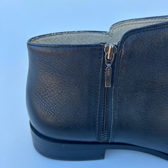 Nisolo Everyday Lana Ankle Boots Black Leather Short Booties 6.5 - Picture 9 of 11